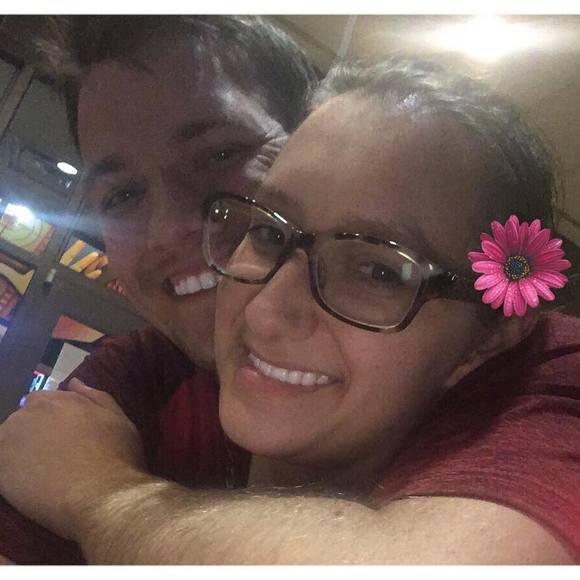 Meet your Posher, Hunter - Picture 1 of 1